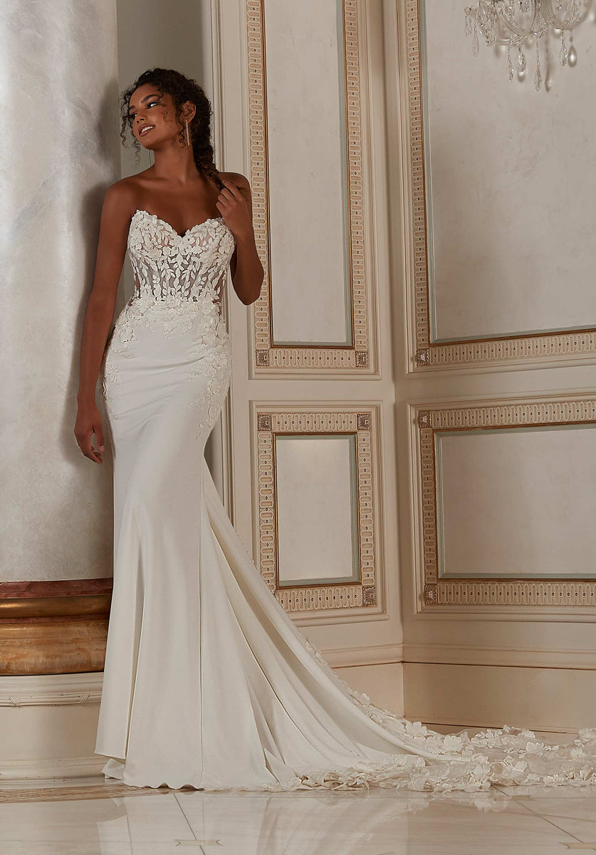 MO2615 – La Maison Bridal Boutique