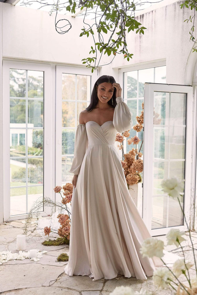 Madi Lane Wedding Dress Dante (ML22046) La Maison Bridal Boutique Ottawa Ontario