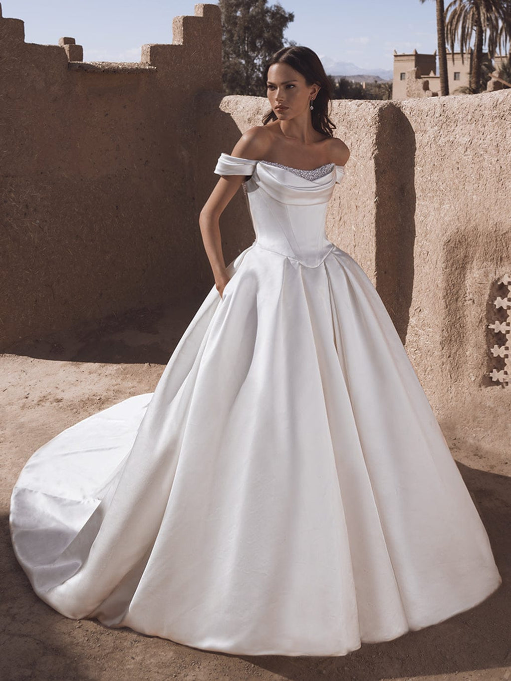 Blue by Enzoani Wedding Dress Temina Temina La Maison Bridal Boutique Ottawa Ontario