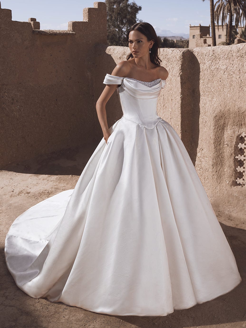 Blue by Enzoani Wedding Dress Temina Temina La Maison Bridal Boutique Ottawa Ontario