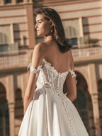 Blue by Enzoani Wedding Dress Udell Udell La Maison Bridal Boutique Ottawa Ontario