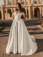 Blue by Enzoani Wedding Dress Udell Udell La Maison Bridal Boutique Ottawa Ontario