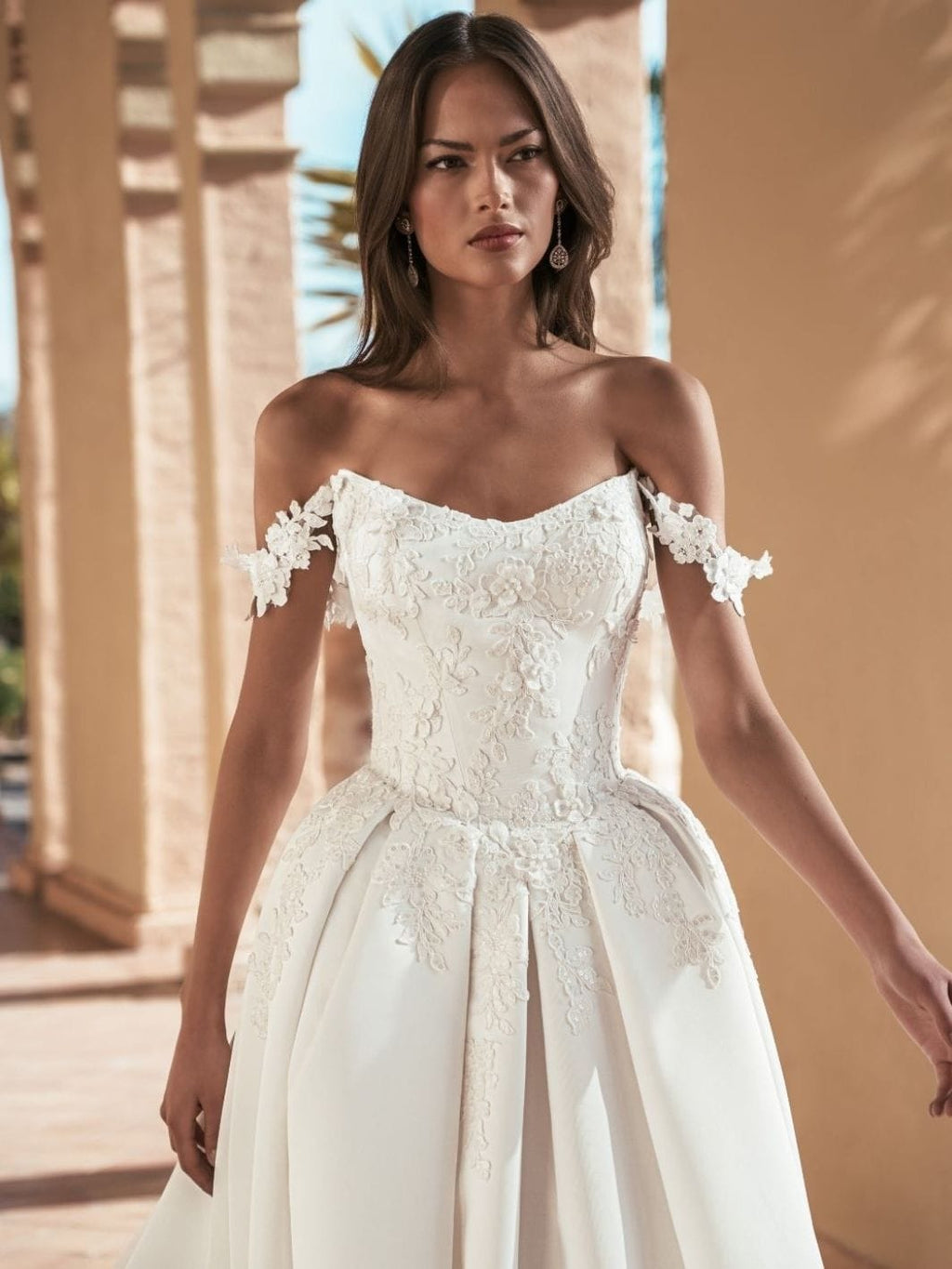 Blue by Enzoani Wedding Dress Uritza Uritza La Maison Bridal Boutique Ottawa Ontario