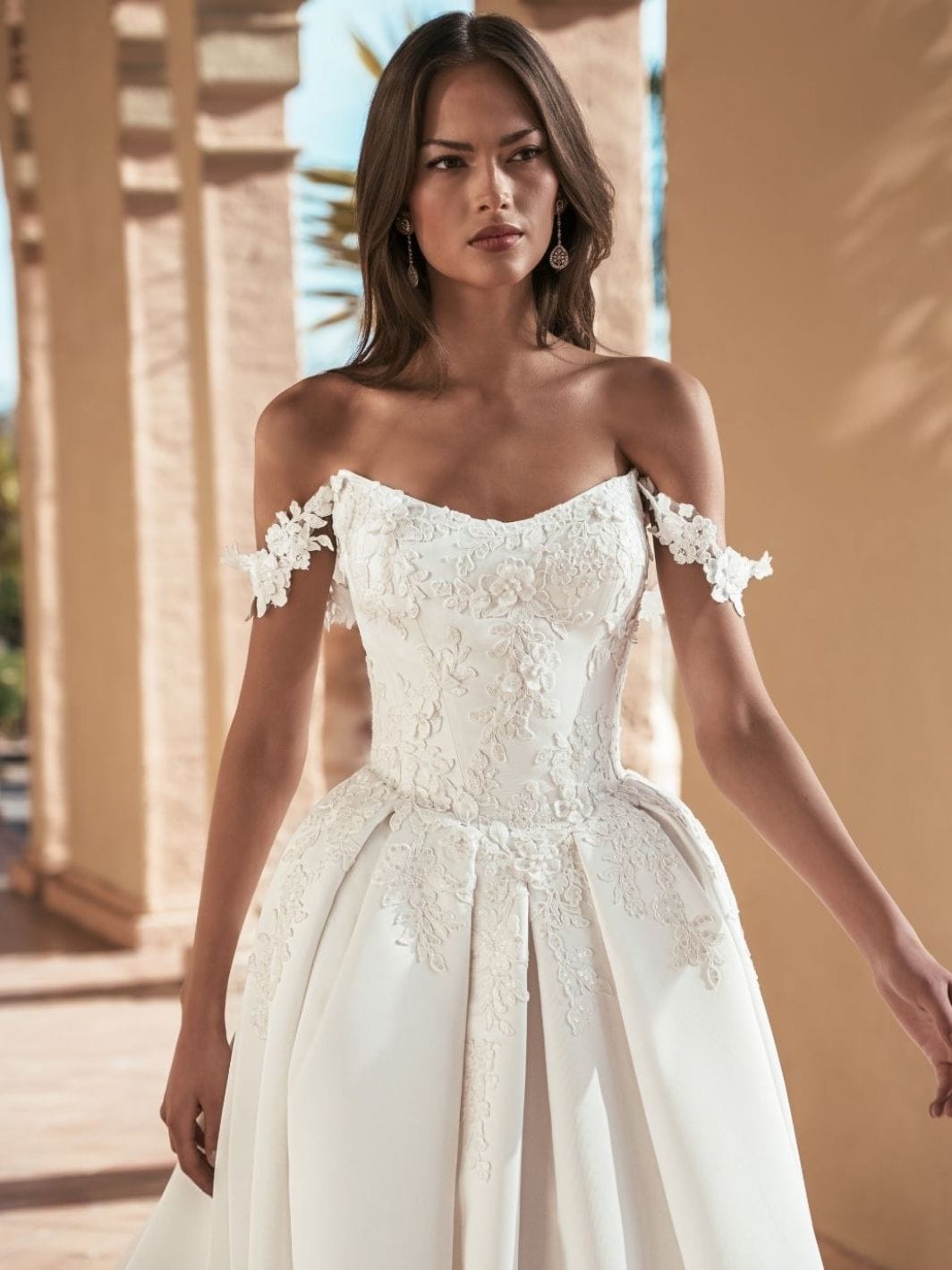 Blue by Enzoani Wedding Dress Uritza Uritza La Maison Bridal Boutique Ottawa Ontario