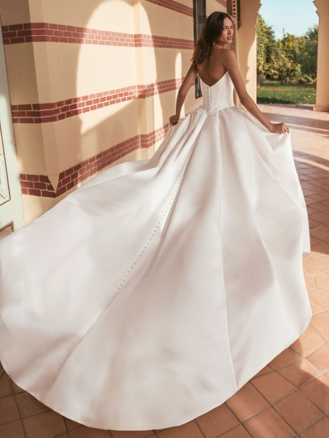 Blue by Enzoani Wedding Dress Usola Usola La Maison Bridal Boutique Ottawa Ontario