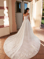 Blue by Enzoani Wedding Dress Uvena Uvena La Maison Bridal Boutique Ottawa Ontario