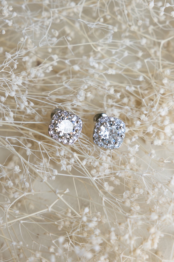 Chic Bridals Bridal Earrings EA-017 EA-017 La Maison Bridal Boutique Ottawa Ontario