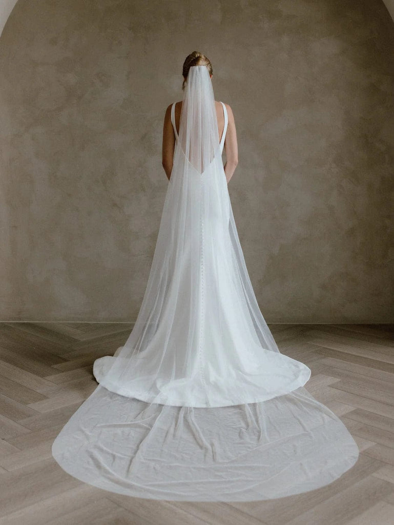 Chic Bridals Bridal Veils Plain Veil La Maison Bridal Boutique Ottawa Ontario