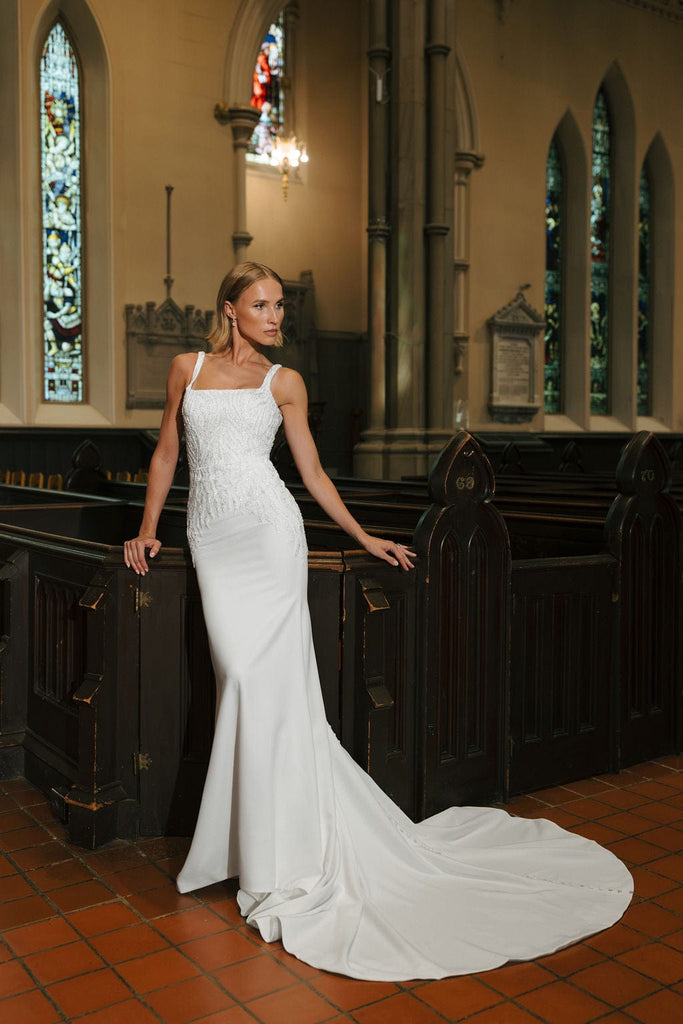 Chic Bridals Wedding Dress Fairuz La Maison Bridal Boutique Ottawa Ontario