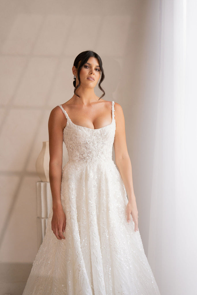 Chic Bridals Wedding Dress Farah La Maison Bridal Boutique Ottawa Ontario