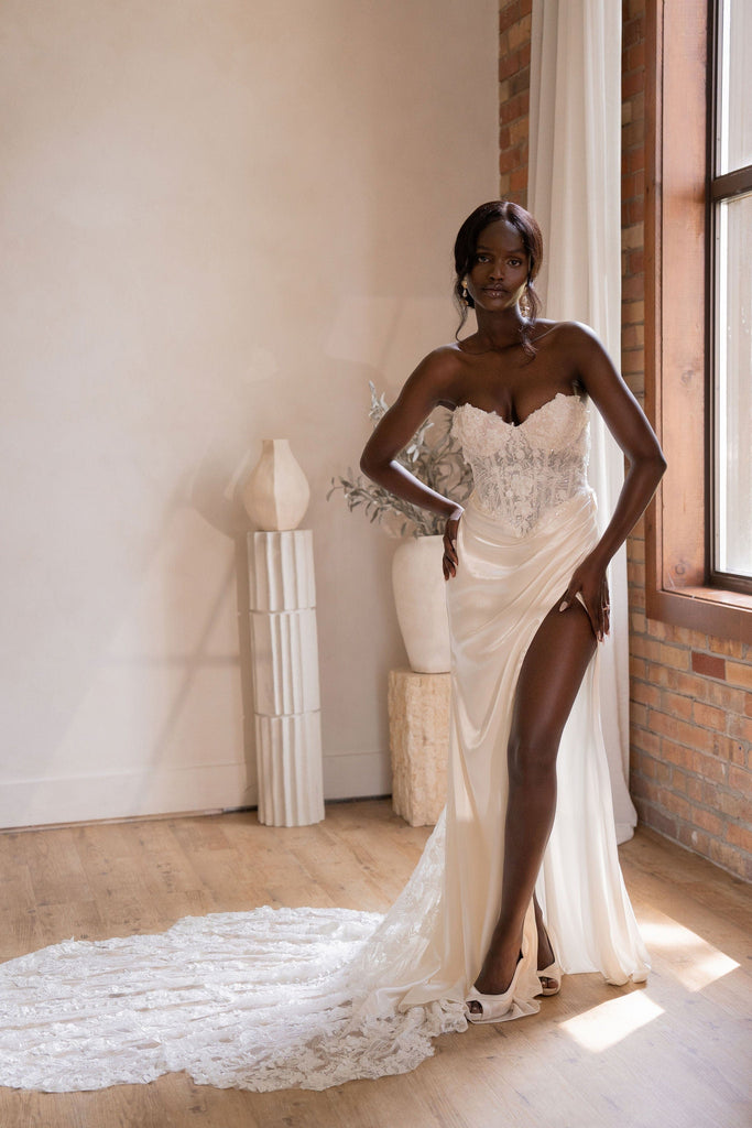 Chic Bridals Wedding Dress Fay La Maison Bridal Boutique Ottawa Ontario