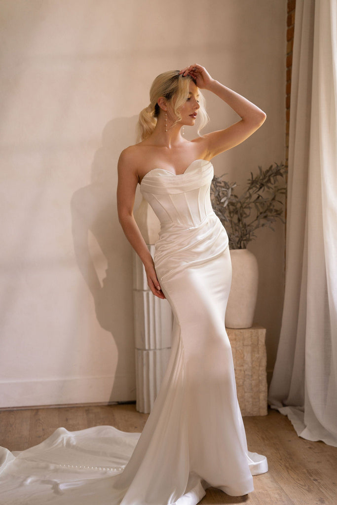 Chic Bridals Wedding Dress Fenix La Maison Bridal Boutique Ottawa Ontario