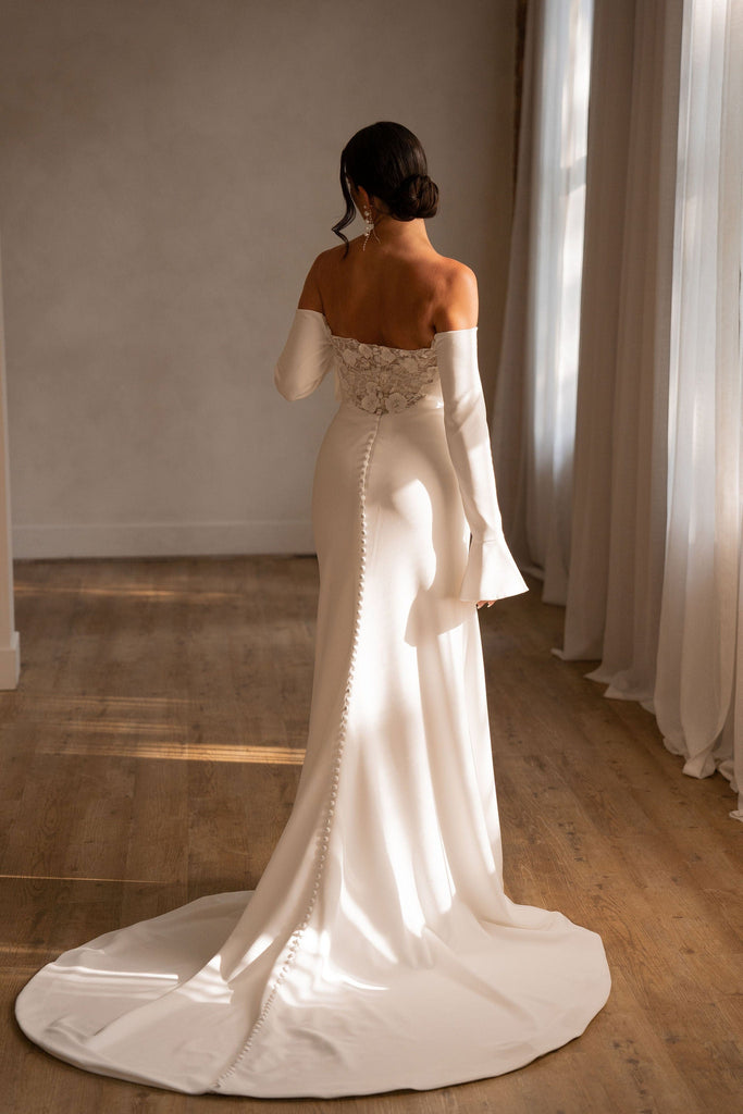 Chic Bridals Wedding Dress Fernanda La Maison Bridal Boutique Ottawa Ontario