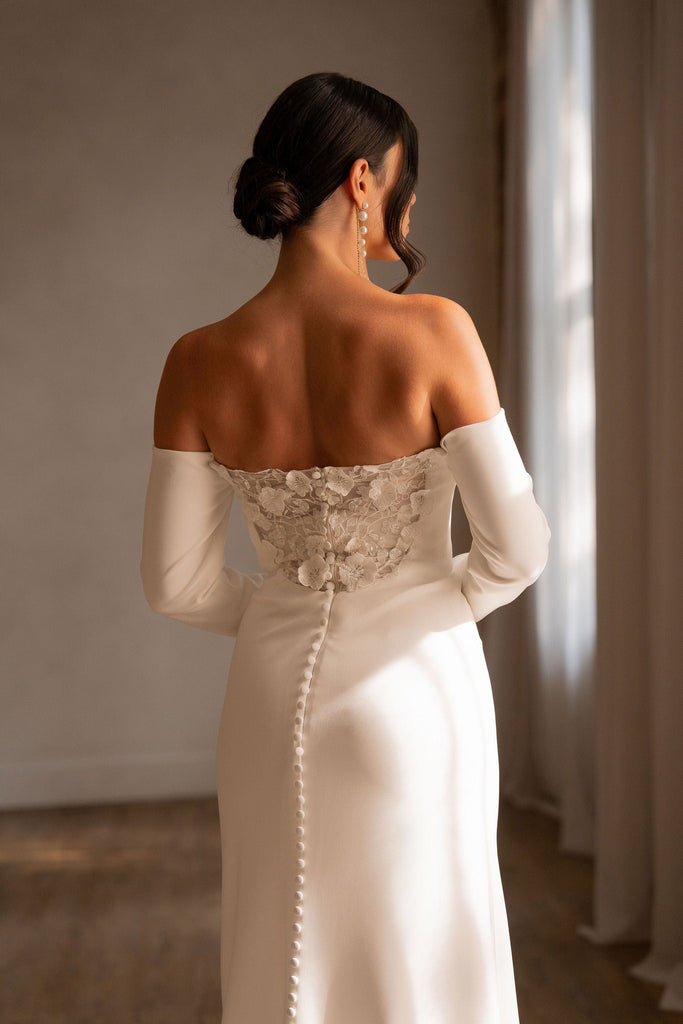 Chic Bridals Wedding Dress Fernanda La Maison Bridal Boutique Ottawa Ontario