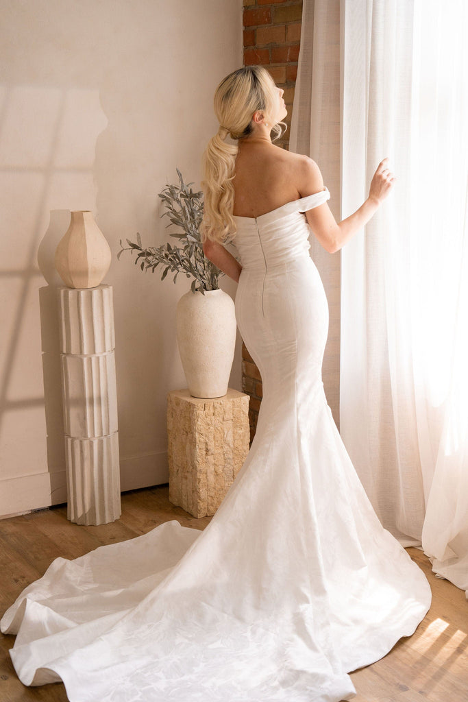 Chic Bridals Wedding Dress Finley La Maison Bridal Boutique Ottawa Ontario