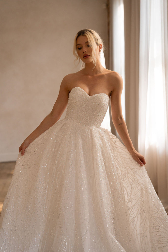 Chic Bridals Wedding Dress Firefly La Maison Bridal Boutique Ottawa Ontario