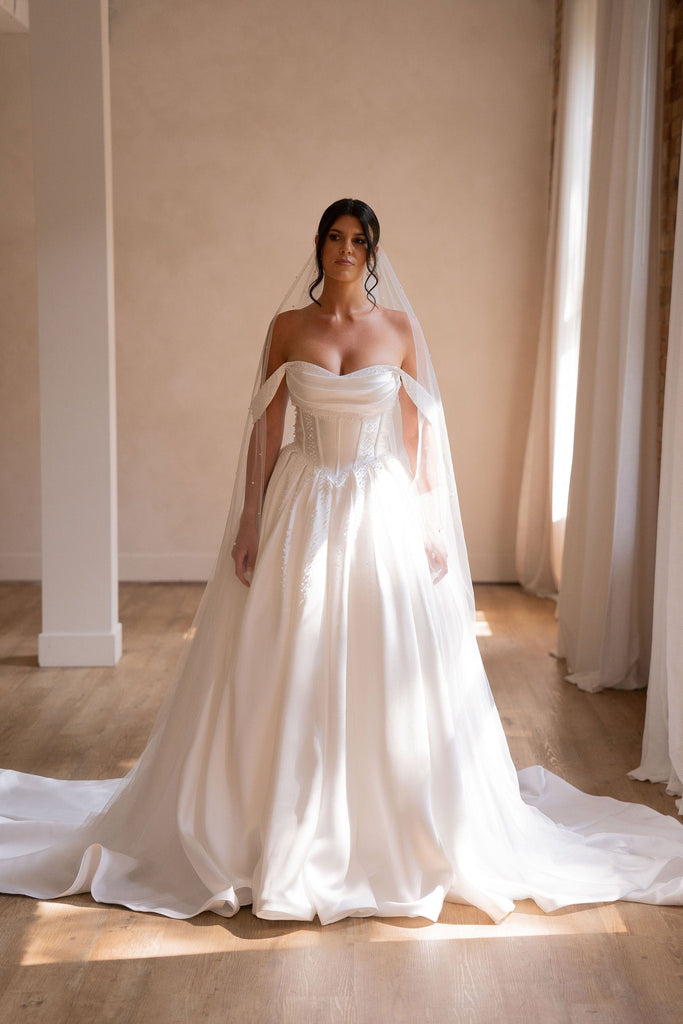 Chic Bridals Wedding Dress Fortuna La Maison Bridal Boutique Ottawa Ontario