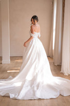 Chic Bridals Wedding Dress Fortuna La Maison Bridal Boutique Ottawa Ontario