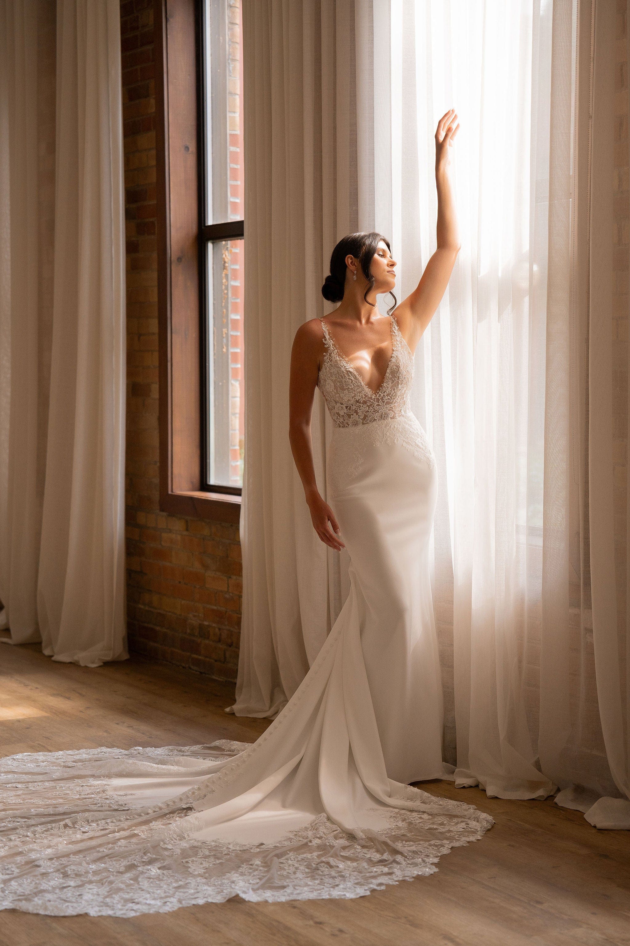 Chic Bridals Wedding Dress Freya La Maison Bridal Boutique Ottawa Ontario