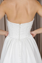 Chic Bridals Wedding Dress Gabby Gabby La Maison Bridal Boutique Ottawa Ontario