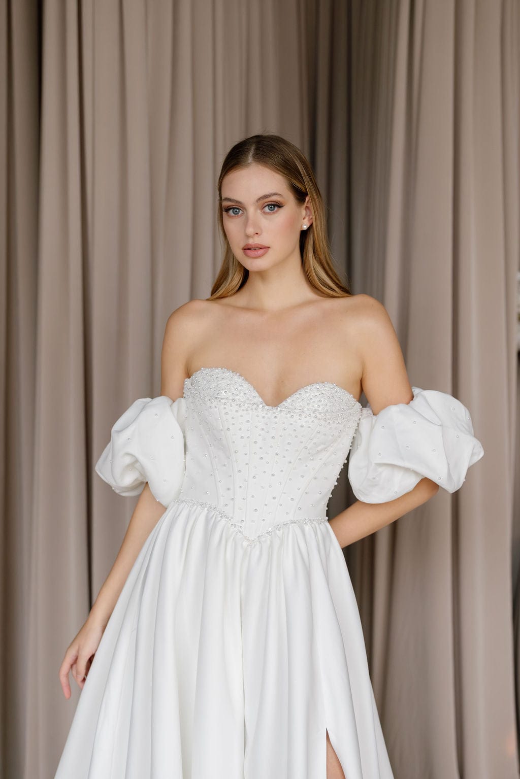 Chic Bridals Wedding Dress Gabby Gabby La Maison Bridal Boutique Ottawa Ontario