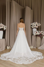 Chic Bridals Wedding Dress Garnet Garnet La Maison Bridal Boutique Ottawa Ontario