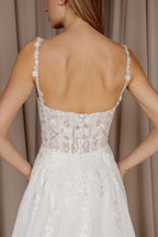 Chic Bridals Wedding Dress Garnet Garnet La Maison Bridal Boutique Ottawa Ontario