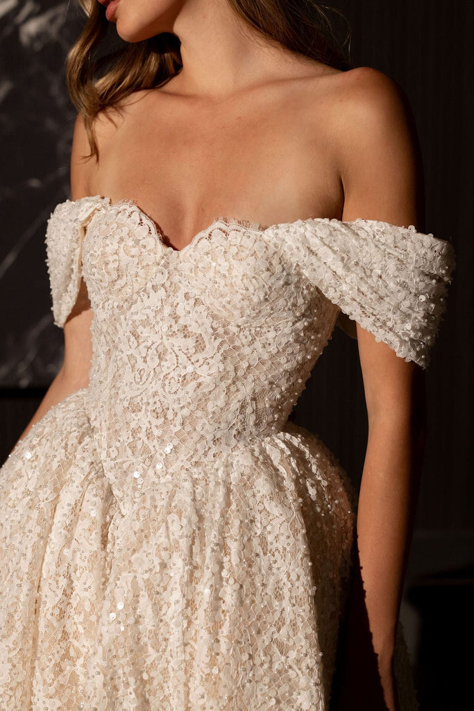 Chic Bridals Wedding Dress Gatsby Gatsby La Maison Bridal Boutique Ottawa Ontario