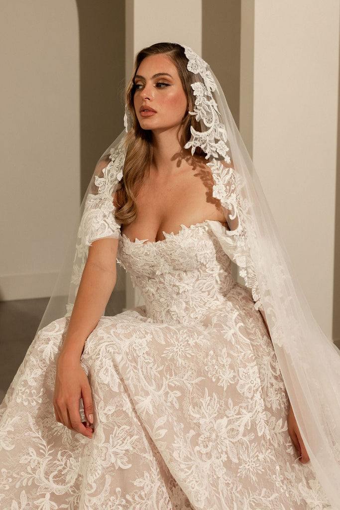 Chic Bridals Wedding Dress Gem Gem La Maison Bridal Boutique Ottawa Ontario