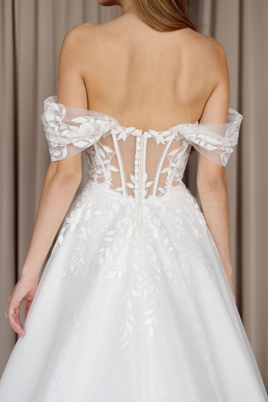 Chic Bridals Wedding Dress Genesis Genesis La Maison Bridal Boutique Ottawa Ontario