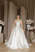 Chic Bridals Wedding Dress Genoveva Genoveva La Maison Bridal Boutique Ottawa Ontario