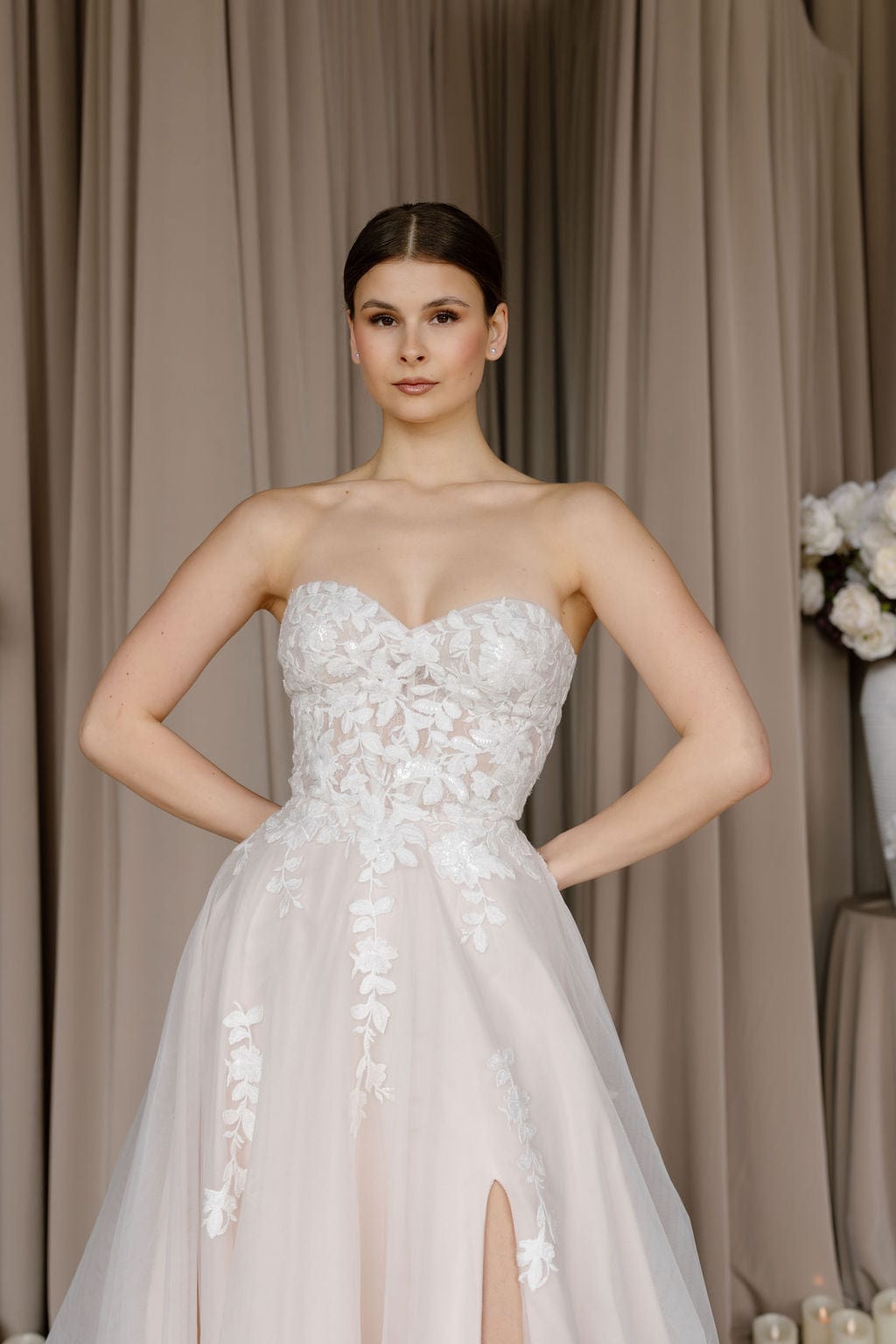 Chic Bridals Wedding Dress Gentian Gentian La Maison Bridal Boutique Ottawa Ontario