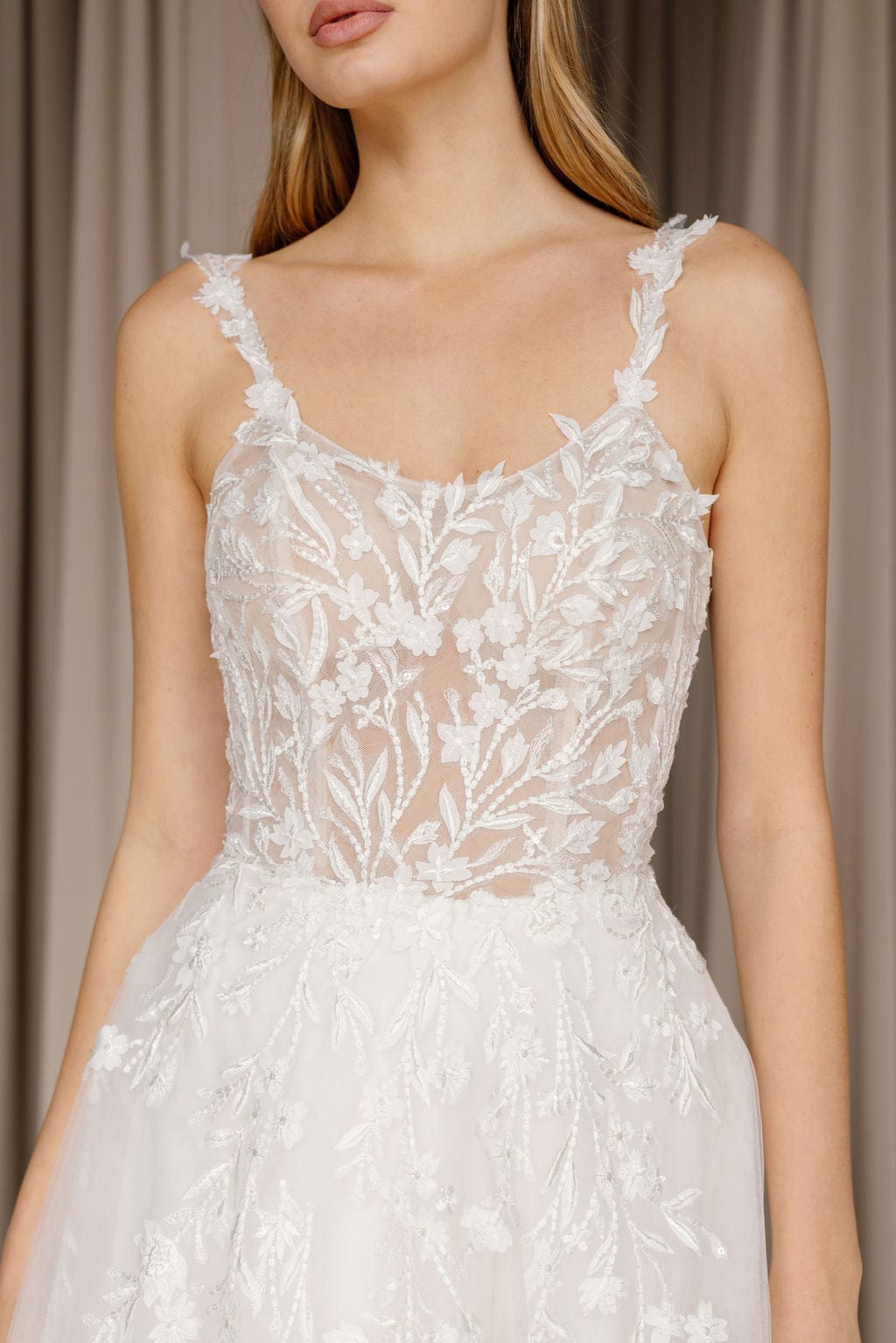 Chic Bridals Wedding Dress Georgina Georgina La Maison Bridal Boutique Ottawa Ontario