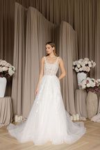Chic Bridals Wedding Dress Georgina Georgina La Maison Bridal Boutique Ottawa Ontario