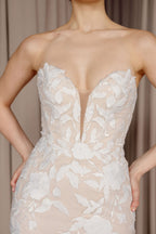 Chic Bridals Wedding Dress Geranium Geranium La Maison Bridal Boutique Ottawa Ontario