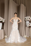 Chic Bridals Wedding Dress Geranium Geranium La Maison Bridal Boutique Ottawa Ontario