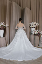 Chic Bridals Wedding Dress Gisella Gisella La Maison Bridal Boutique Ottawa Ontario