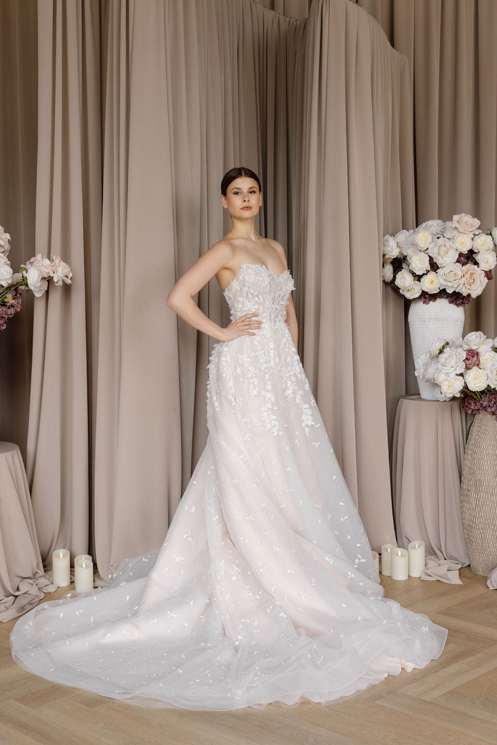 Chic Bridals Wedding Dress Gladiolus Gladiolus La Maison Bridal Boutique Ottawa Ontario