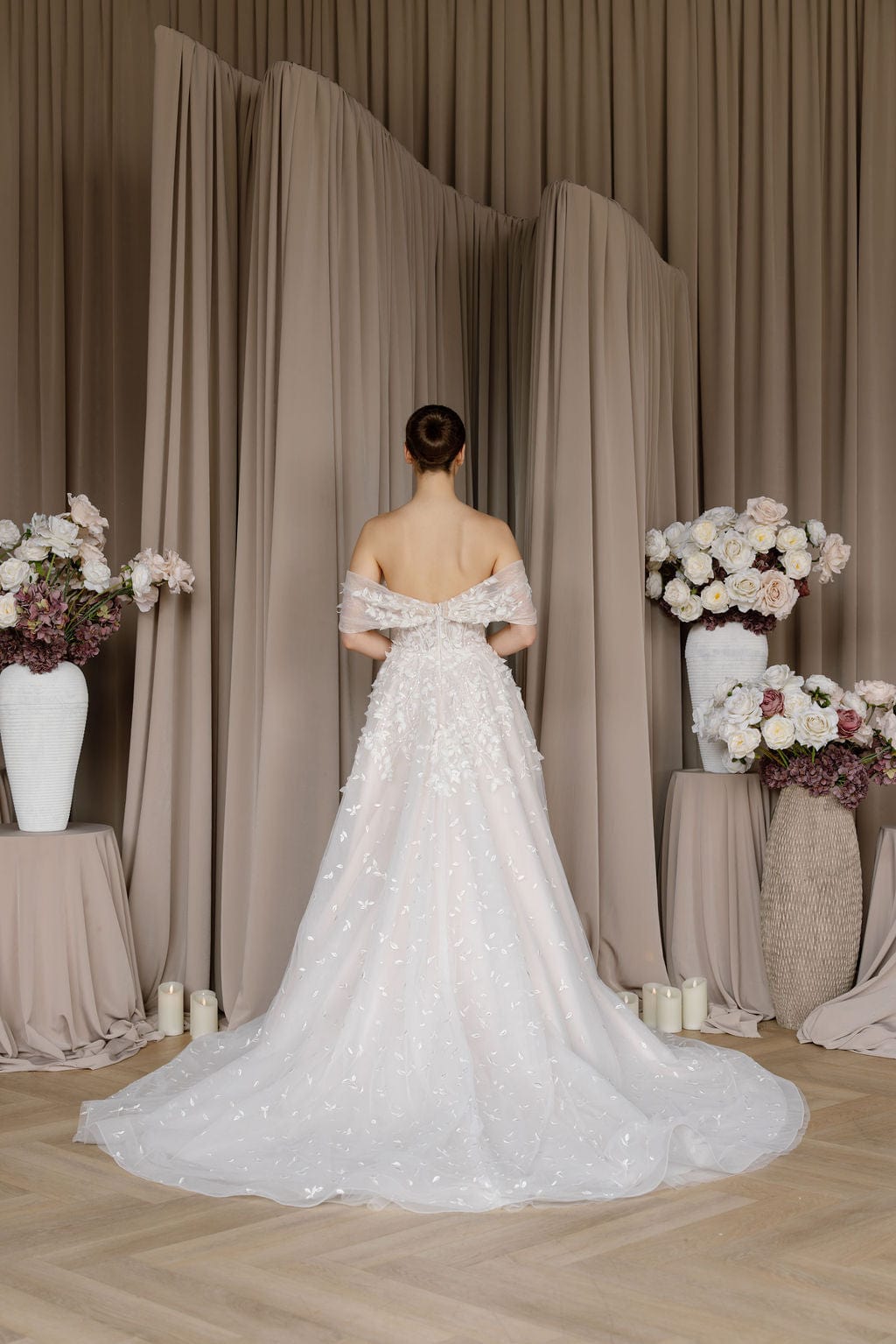 Chic Bridals Wedding Dress Gladiolus Gladiolus La Maison Bridal Boutique Ottawa Ontario