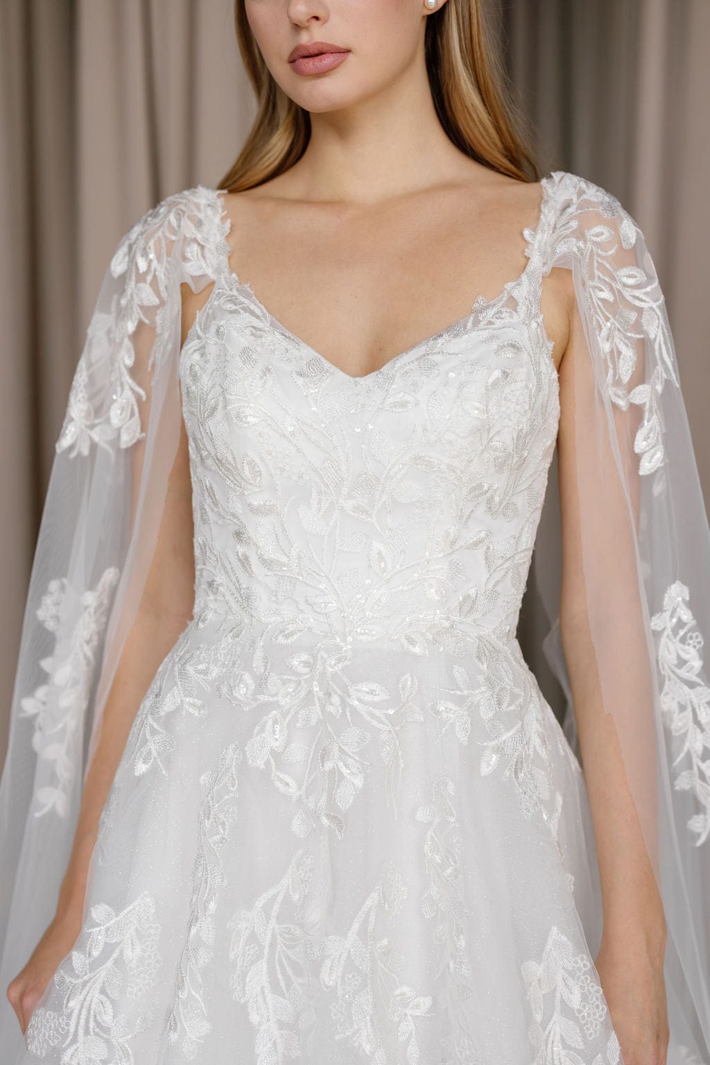 Chic Bridals Wedding Dress Glinda Glinda La Maison Bridal Boutique Ottawa Ontario
