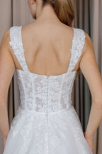 Chic Bridals Wedding Dress Gracen Gracen La Maison Bridal Boutique Ottawa Ontario
