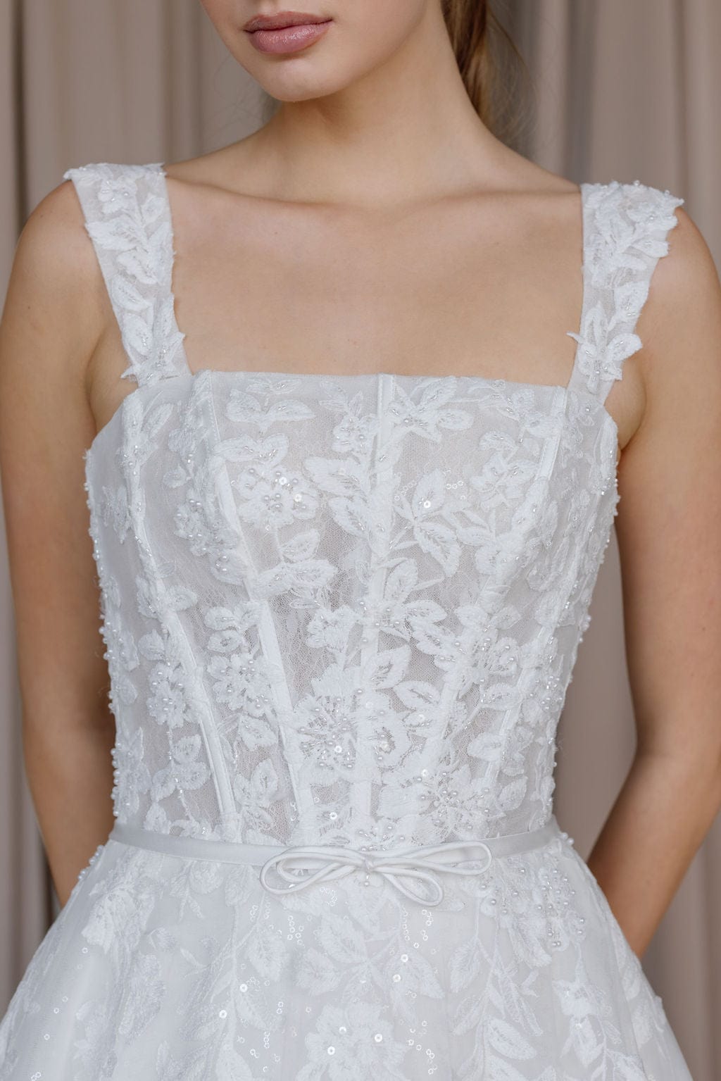 Chic Bridals Wedding Dress Gracen Gracen La Maison Bridal Boutique Ottawa Ontario