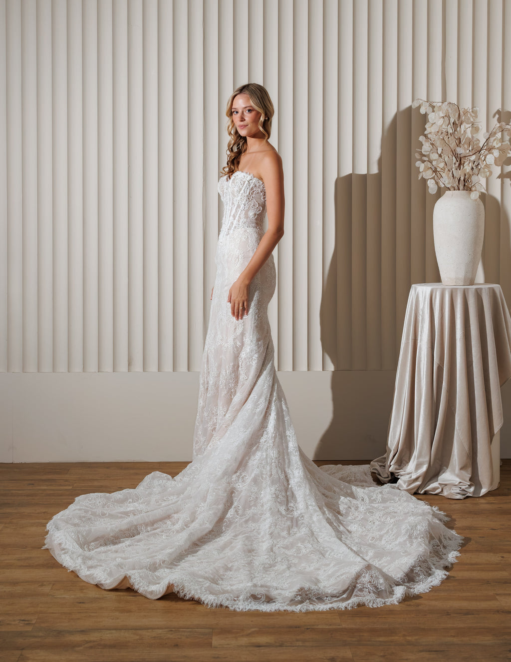Chic Bridals Wedding Dress Hadriana Hadriana La Maison Bridal Boutique Ottawa Ontario