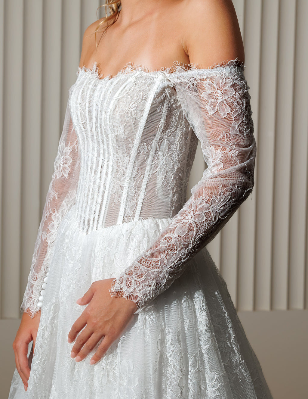 Chic Bridals Wedding Dress Halia Halia La Maison Bridal Boutique Ottawa Ontario
