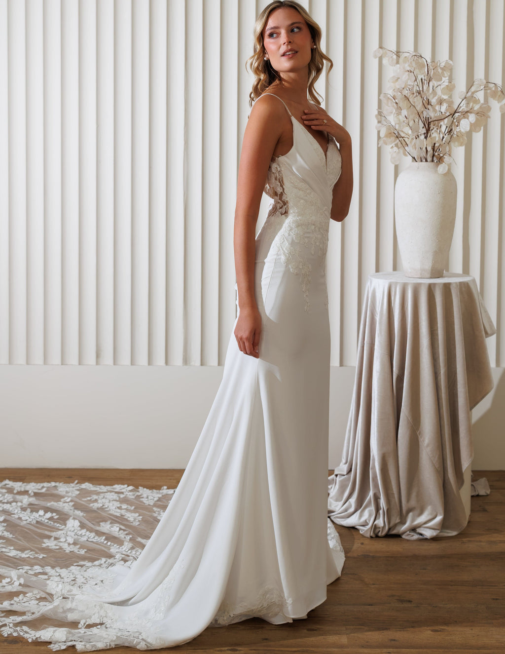 Chic Bridals Wedding Dress Haliana Haliana La Maison Bridal Boutique Ottawa Ontario