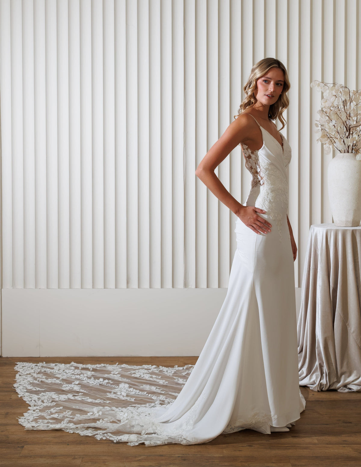 Chic Bridals Wedding Dress Haliana Haliana La Maison Bridal Boutique Ottawa Ontario