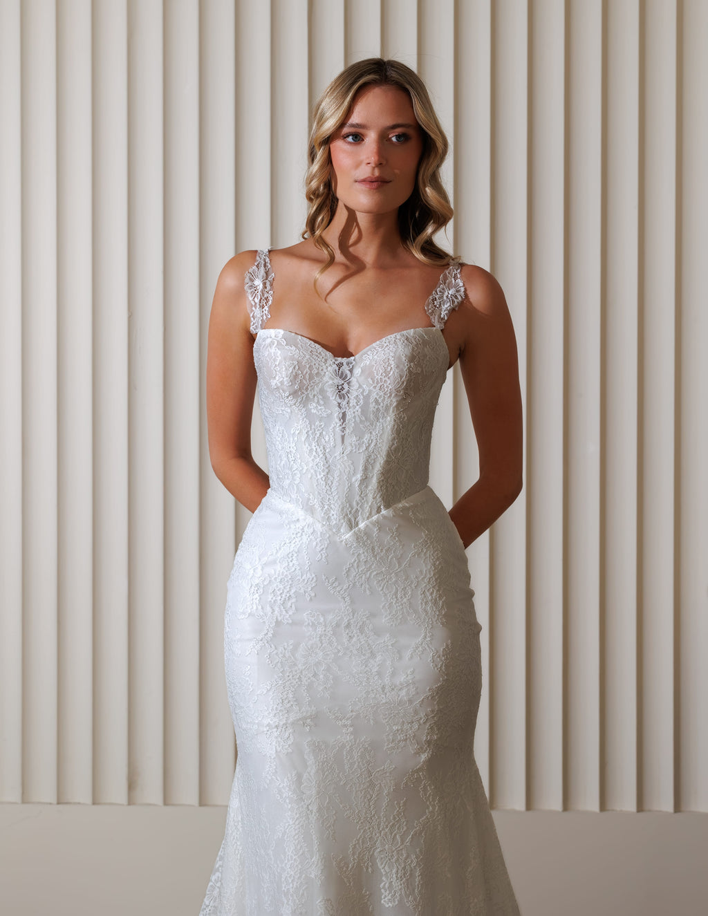 Chic Bridals Wedding Dress Halina Halina La Maison Bridal Boutique Ottawa Ontario