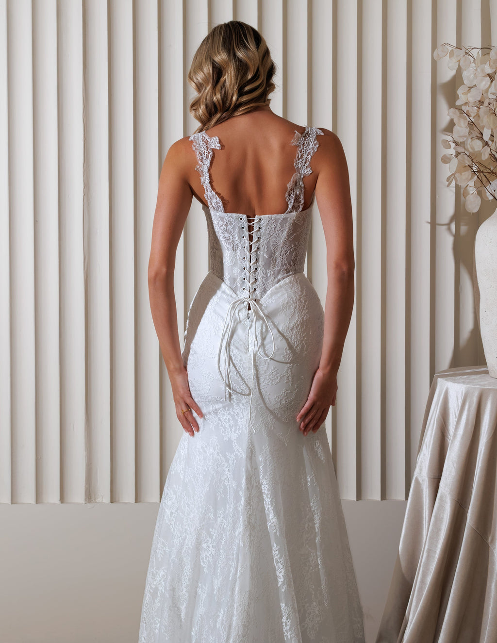 Chic Bridals Wedding Dress Halina Halina La Maison Bridal Boutique Ottawa Ontario