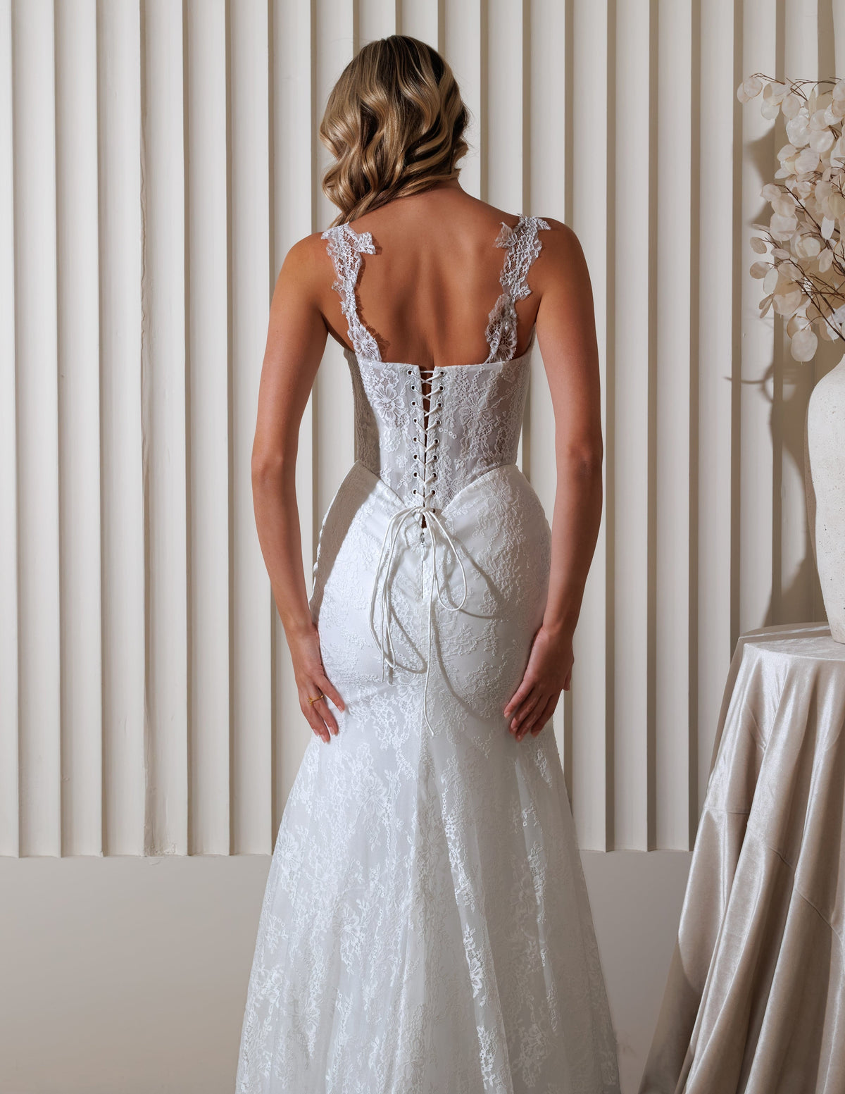 Chic Bridals Wedding Dress Halina Halina La Maison Bridal Boutique Ottawa Ontario