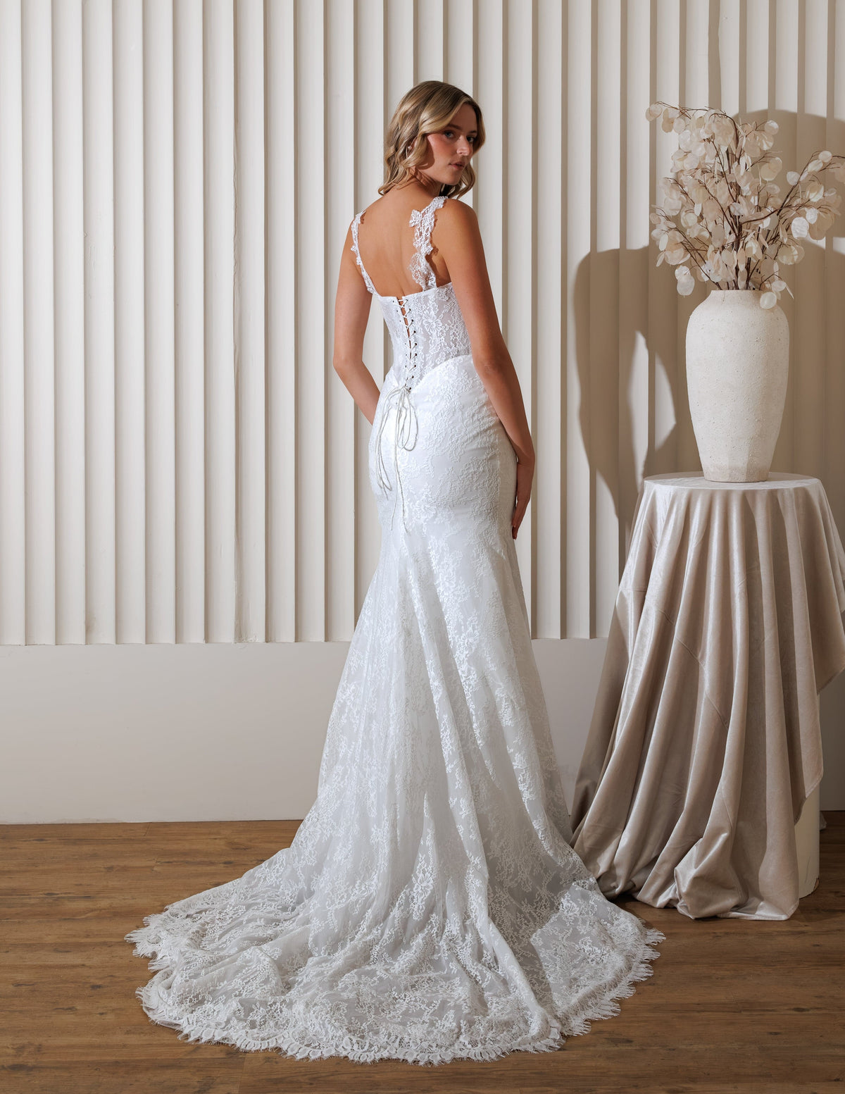 Chic Bridals Wedding Dress Halina Halina La Maison Bridal Boutique Ottawa Ontario